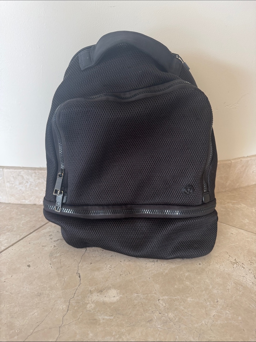 lululemon athletica Black Mesh Backpack - Men's Compact Organizer